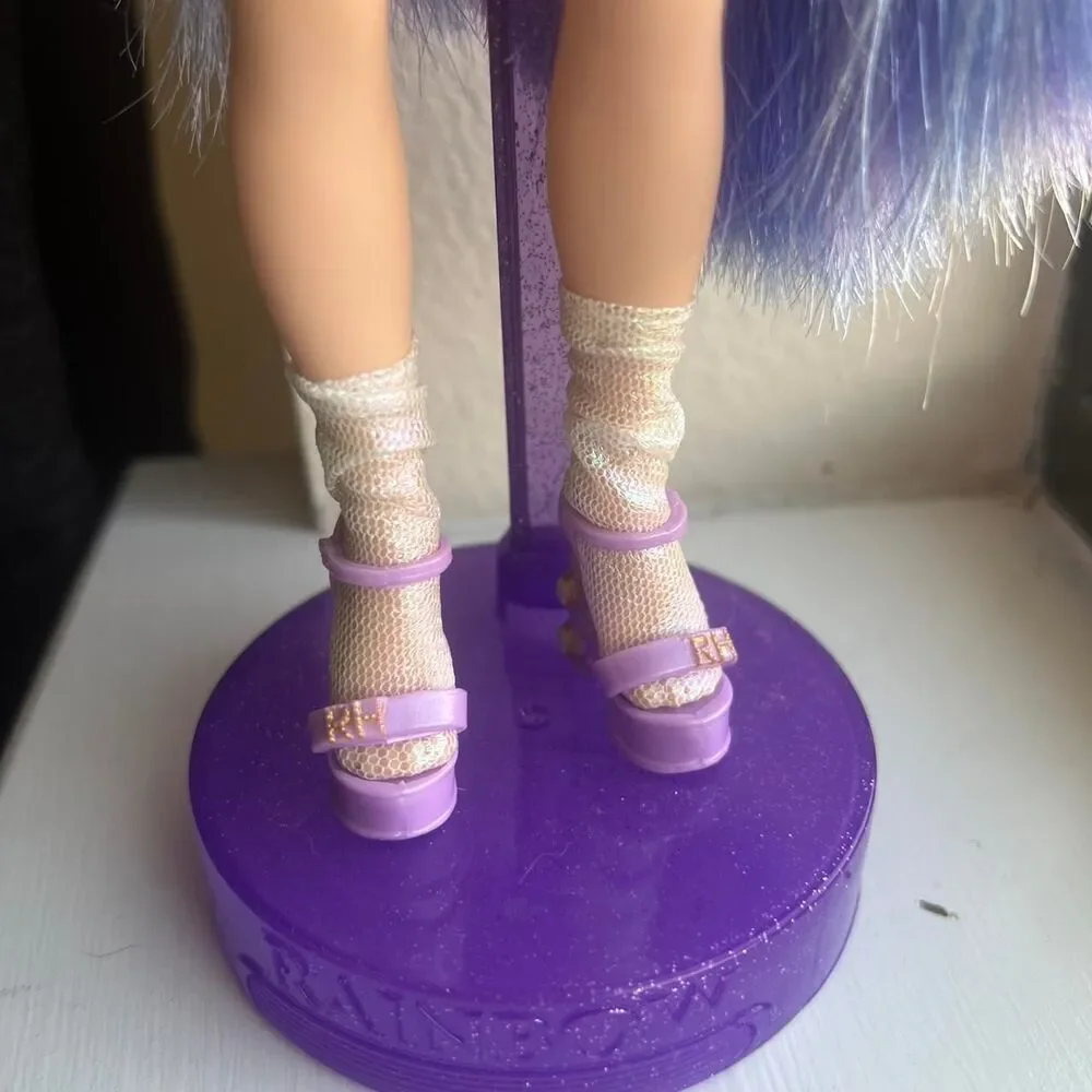 rainbow high series 1 violet